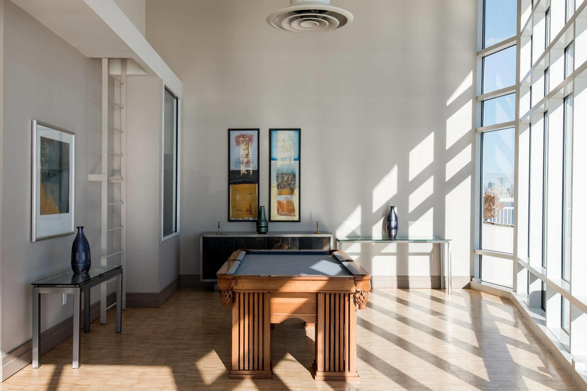 Dharma Home Suites Jc At Exchange Place Jersey City Luaran gambar